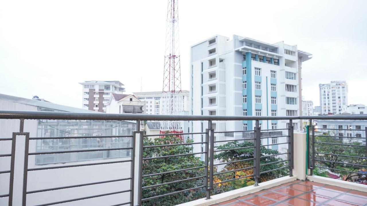 Hung Long Hostel Hue Exterior photo