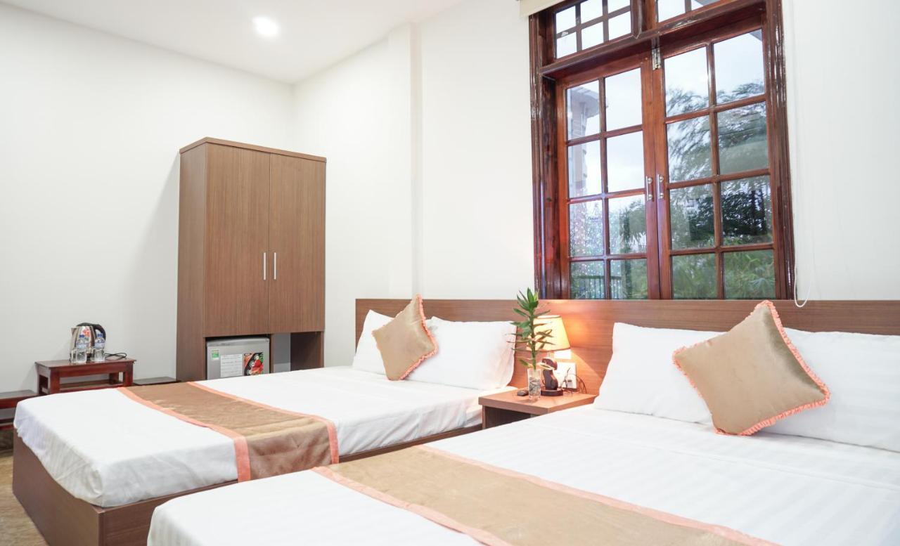 Hung Long Hostel Hue Exterior photo